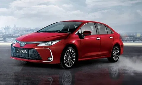 Toyota Corolla Altis 2025 trang bị hybrid dẫn động 4 bánh, giá chỉ ngang xe hạng B tại Việt Nam