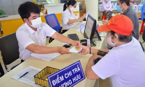 Từ 1/7/2025: 3 trường hợp sẽ bị tạm dừng lương hưu