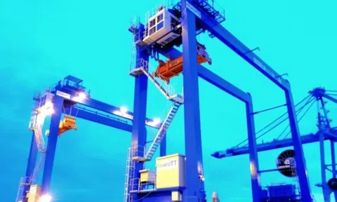 Từ nhập khẩu 100% đến làm chủ công nghệ: Việt Nam lần đầu sản xuất 1 thiết bị cảng biển trị giá gần 2 triệu USD