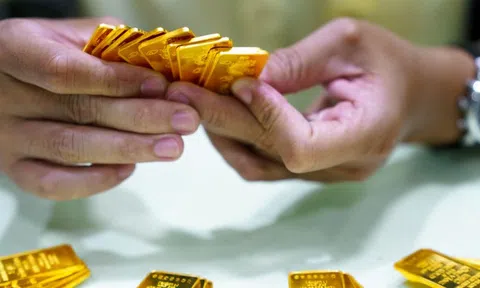 Giá vàng SJC vọt tăng 3 triệu đồng/lượng rồi đột ngột giảm sâu