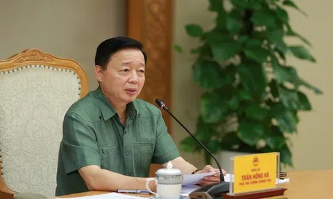 Phó Thủ tướng: Thị trường bất động sản 'lúc thì đóng băng, lúc lại sốt nóng bất thường' gây biến động lớn về giá cả và ảnh hưởng tới tín dụng, tài chính