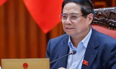 Thủ tướng yêu cầu nghiên cứu đề xuất đường sắt tốc độ cao của Vinspeed