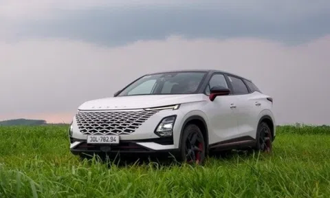 Loạt mẫu xe ô tô Trung Quốc giảm giá rẻ như cho trong tháng 5/2025, ngang SUV cỡ A đã có xe sang lái