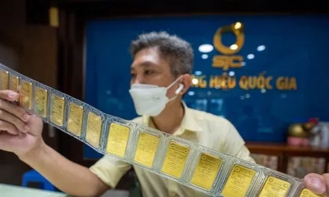 Giá vàng hôm nay 24/5/2025 'quay xe' tăng mạnh do động thái mới của ông Trump