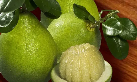 4 điều cần ghi nhớ khi ăn bưởi