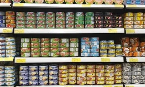 Người Mỹ đổ xô mua một món ăn rẻ tiền, chuyên gia cảnh báo suy thoái