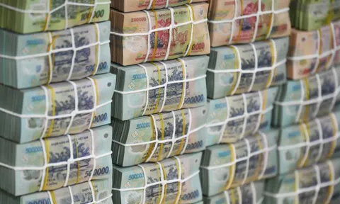 Lãi suất ngân hàng hôm nay 3/6/2025: Cao nhất gần 10%/năm dành cho tiền gửi từ 1.500 tỷ đồng
