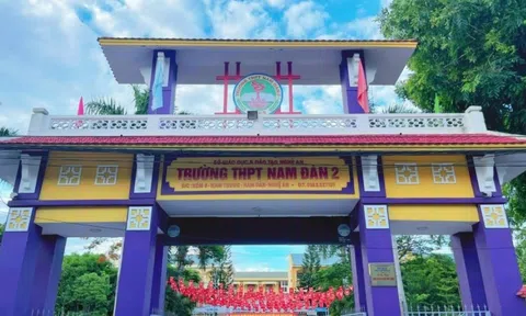 Giáo viên ở Nghệ An phát ngôn ‘học chi cho lắm rồi cũng đi làm thuê, công nhân’, phía Nhà trường có động thái gì?