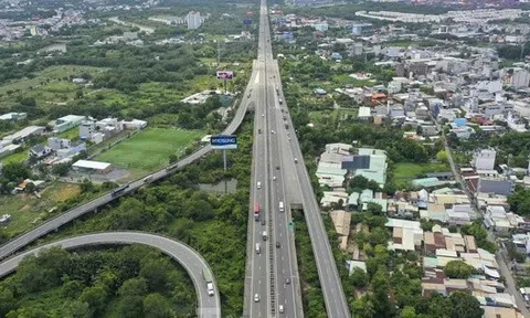 Phó Thủ tướng chỉ đạo gỡ vướng tại 2 dự án hạ tầng trọng điểm phía Nam