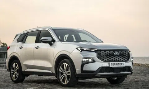 Ford Territory giảm giá chưa từng có từ trước đến nay, nay rẻ như cho, quyết ‘so găng’ với Mazda CX-5
