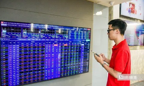 Thị trường sắp bước vào 30 ngày "then chốt", nhà đầu tư nên làm gì?