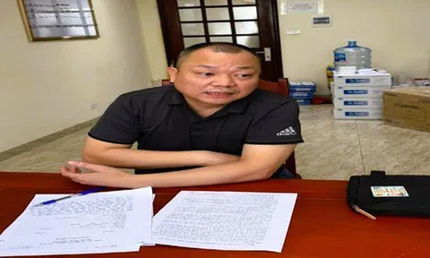 Bắt "ông trùm" đường dây buôn lậu giả mạo các nhãn hiệu nổi tiếng