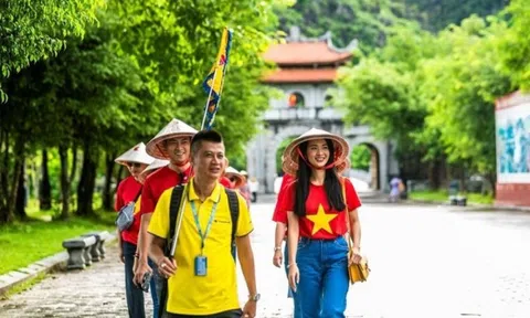 Ngành học trong năm 2025 cần tới 5,5 triệu lao động, đang là sinh viên cũng kiếm tiền: Ra trường đi làm thu nhập chạm ngưỡng 50 triệu/ tháng