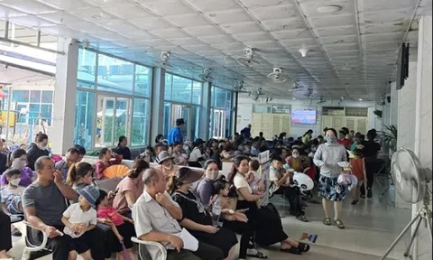 BHXH phát công văn khẩn: Chấm dứt ngay tình trạng 'muốn phòng mát phải trả thêm tiền'