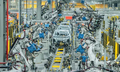 Vingroup thăng 8 bậc, thuộc top 40 doanh nghiệp lớn nhất Đông Nam Á 2025