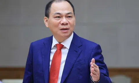 Vừa mang 70 triệu cổ phiếu góp vốn vào VinEnergo, tỷ phú Phạm Nhật Vượng tiếp tục lấy hàng chục triệu cổ phiếu VIC để tăng vốn cho VinSpeed
