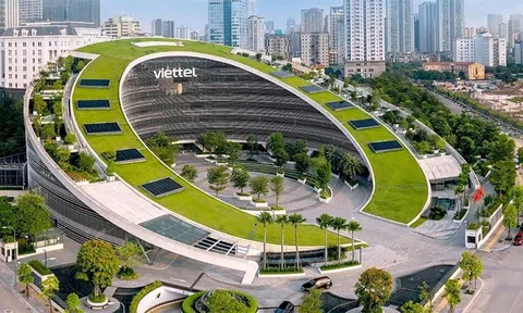 Viettel lãi kỷ lục hơn 54.000 tỷ, lương bình quân cũng tăng lên 33,5 triệu đồng/tháng