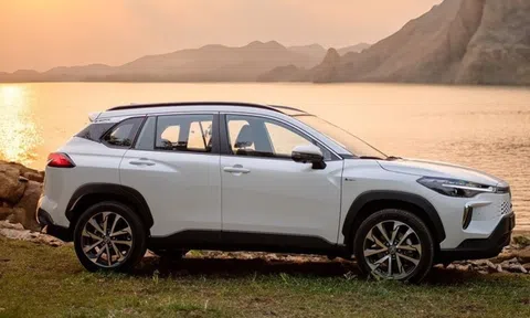 Mẫu crossover cỡ B của Toyota nằm trong top bán chạy đang ‘đại hạ giá’ 60 triệu: Xăng ăn như ngửi, sử dụng công nghệ xanh