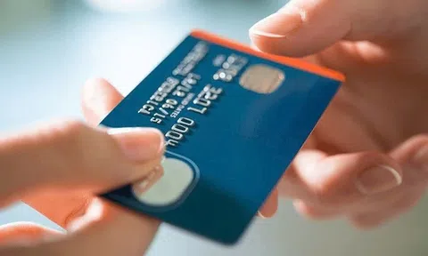 Người dân đã mở thẻ tín dụng cho đối tượng Hà Trọng Dương khẩn trương liên hệ SĐT 0692889243 hoặc 0993362133