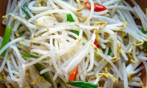 Loại rau được Trung Quốc ví như 'nhân sâm', chợ Việt bán đầy với giá cực rẻ