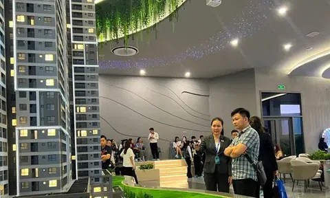 Hết thời 'nóng' lãi suất tiết kiệm, dòng tiền đang đổ vào đâu?
