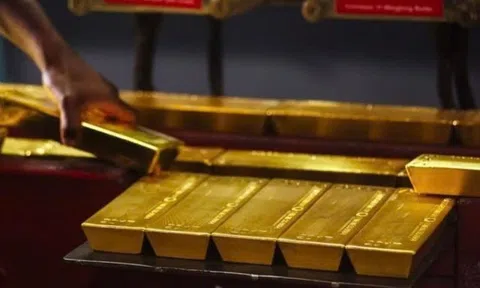 Vì sao giới giàu đang đổ tiền gom tài sản này, chuyên gia liên tục nâng giá mục tiêu?