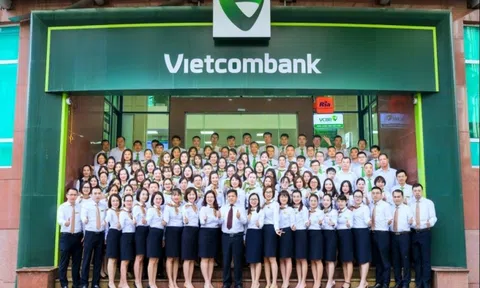 Vietcombank tuyển dụng lớn toàn quốc, nhiều vị trí không cần kinh nghiệm