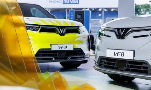 Tỷ phú Phạm Nhật Vượng mang loạt xe điện từ VF 3 tới VF 9 tới SVĐ Mỹ Đình để người dân thoải mái… đổi, hỗ trợ tối đa lên tới gần 240 triệu đồng