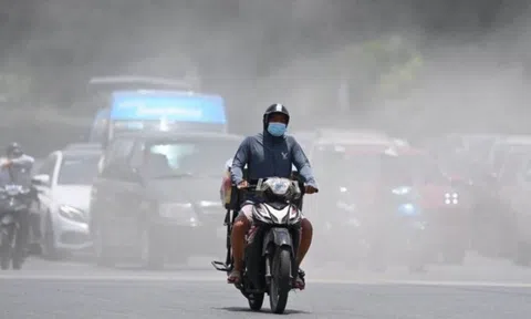 Hơn 6 triệu xe máy, chỉ số AQI màu tím và bước đi tất yếu: Hà Nội cấm toàn bộ xe máy chạy xăng trong Vành đai 1 vào tháng 7/2026