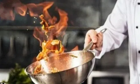 Không bằng đại học, vẫn có thể thu nhập 20 triệu đồng/tháng với những nghề này