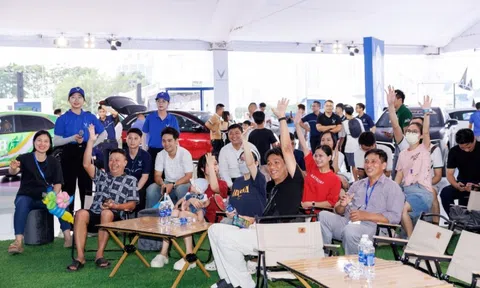 Mang xe xăng cũ, đổi xe điện mới, người dùng khẳng định: “Thời điểm lý tưởng để chuyển đổi là bây giờ”