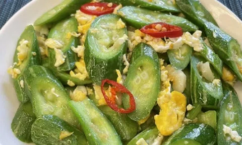 Loại quả tên rất lạ, ăn được cả vỏ giúp giải nhiệt, dưỡng thận: Chợ Việt bán nhiều lại rẻ, ít ai hay