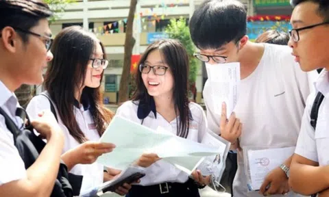 5 ngành nghề liên tục bị 'báo thẻ đỏ' vì ít cơ hội việc làm, ra trường dễ thất nghiệp, phụ huynh và học sinh cần lưu ý