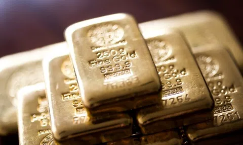 Ông Trump nói một câu về Chủ tịch Fed, giá vàng lập tức giảm