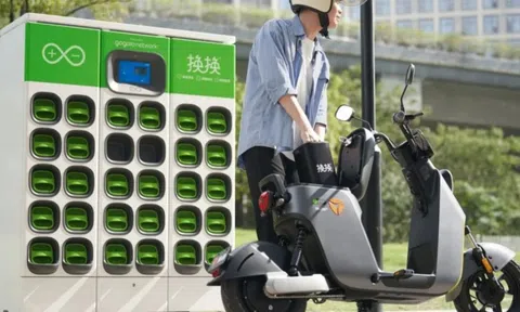 Sạc pin không phải giải pháp duy nhất cho người dùng xe máy điện