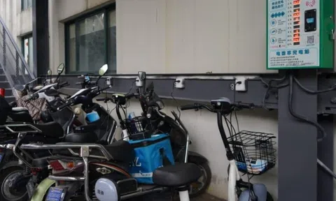 Cả nghìn xe máy điện trong chung cư, Trung Quốc vẫn giải quyết 'ngon ơ' bài toán trạm sạc