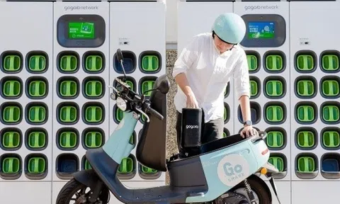 Bí quyết giúp xe máy điện tại hòn đảo này 'sạc đầy pin' chỉ trong vài giây, người dân vô tư tạm biệt xe xăng