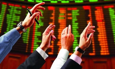 Một cổ phiếu ngân hàng được khối ngoại "tung" hàng trăm tỷ gom mạnh trong tuần VN-Index áp sát mốc 1.500 điểm