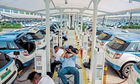 Trung Quốc vượt xa Mỹ và châu Âu, dẫn đầu toàn cầu về mạng lưới trạm sạc nhanh xe điện