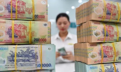Bốn ngân hàng tăng lãi suất tiết kiệm trong tháng 7: VPBank và Techcombank nhập cuộc, một nhà băng đưa lãi suất dưới 6 tháng lên sát trần
