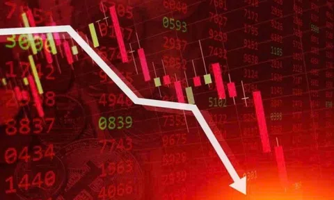 Cổ phiếu ngân hàng lao dốc trong phiên khớp lệnh 71.000 tỷ, bất ngờ một mã ngược dòng