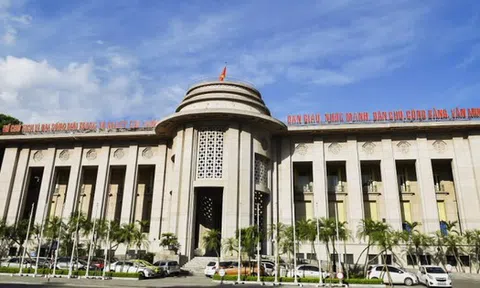 Nóng: NHNN thông báo điều chỉnh TĂNG chỉ tiêu tăng trưởng tín dụng năm 2025