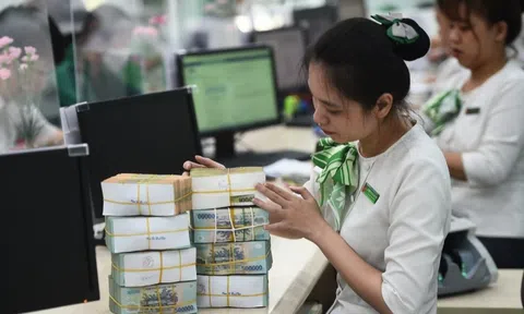Gần 3.000 nhân viên ngân hàng mất việc từ đầu năm: Chuyện gì đang diễn ra?