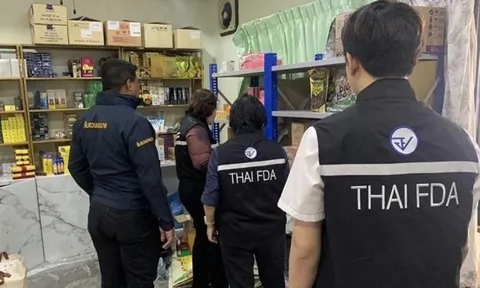 Đột kích căn nhà thuê 21 triệu đồng/tháng, cảnh sát phát hiện kho mỹ phẩm và thuốc giả hơn 8.000 sản phẩm