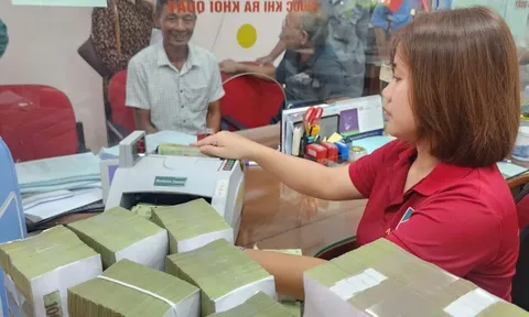Ngân hàng cảnh báo không nhấp link lạ để nhận 100.000 đồng quà tặng, tránh bị lừa đảo