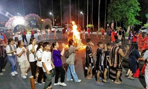 Các khu du lịch chú trọng tour đêm dịp lễ 2/9