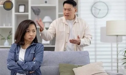 Cả nhà xôn xao vì chiếc phong bì phúng viếng của thông gia nghèo
