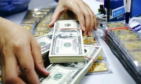 Vàng và USD hạ nhiệt sau loạt biện pháp điều hành