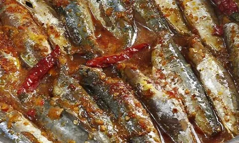 'Siêu thực phẩm' giá rẻ bất ngờ: Giàu omega-3 hơn cả cá hồi, chợ Việt bán đầy nhưng ít ai biết quý