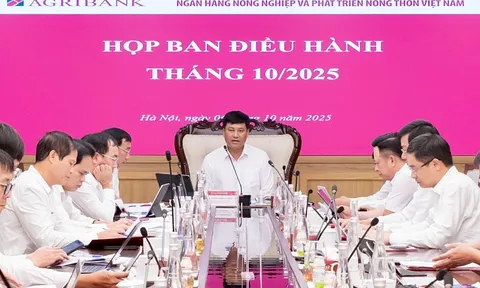 Ngân hàng Big4 đầu tiên công bố kết quả 9 tháng: Nợ xấu giảm sâu, tín dụng tam nông chiếm đến 65%